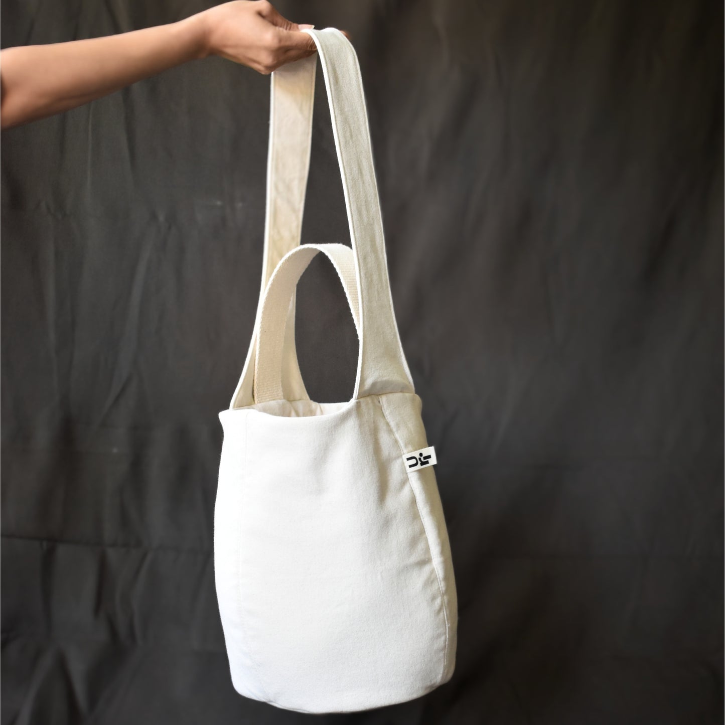 Ecru Egg bag : Made to order | 3 week lead time