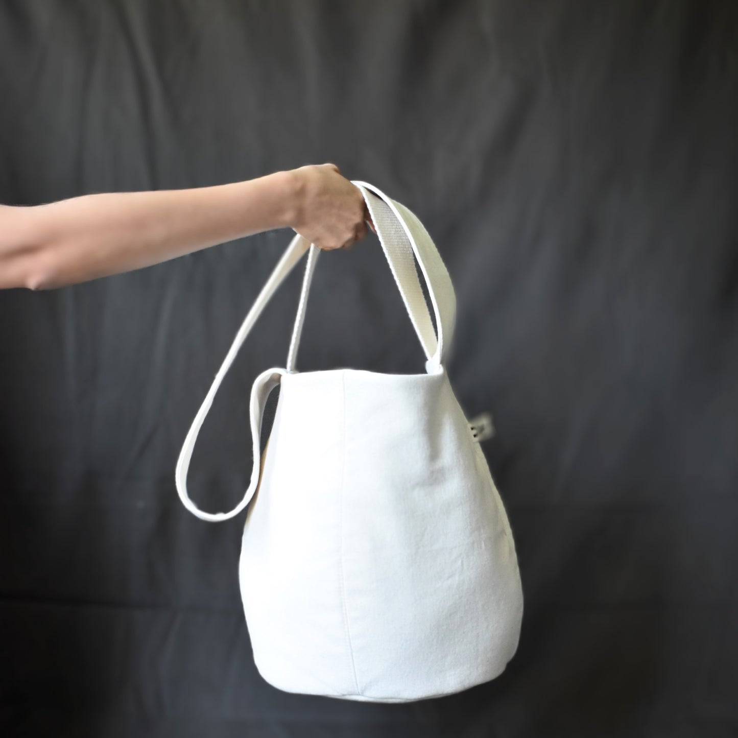 Ecru Egg bag : Made to order | 3 week lead time