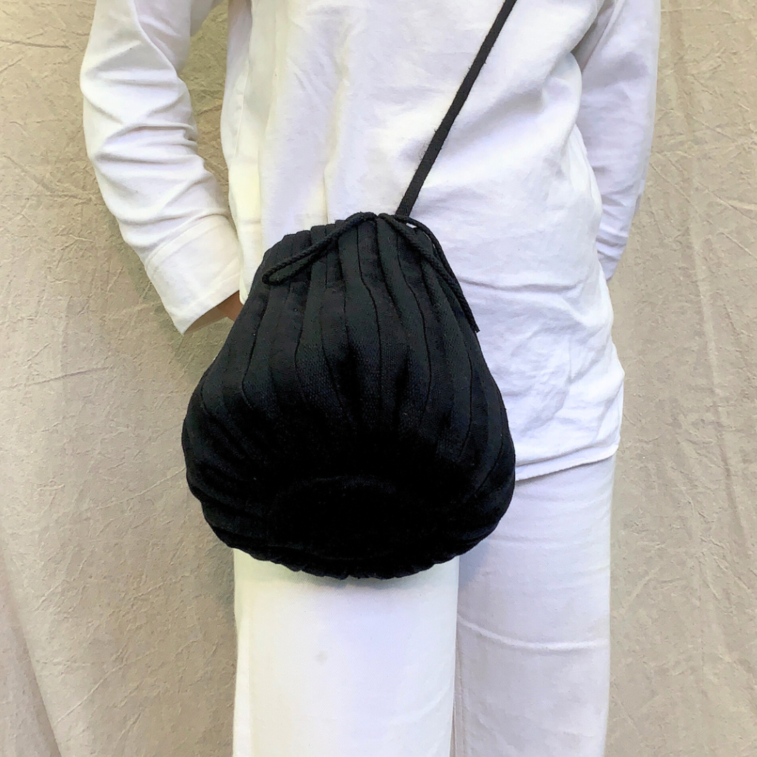 Bao bag black